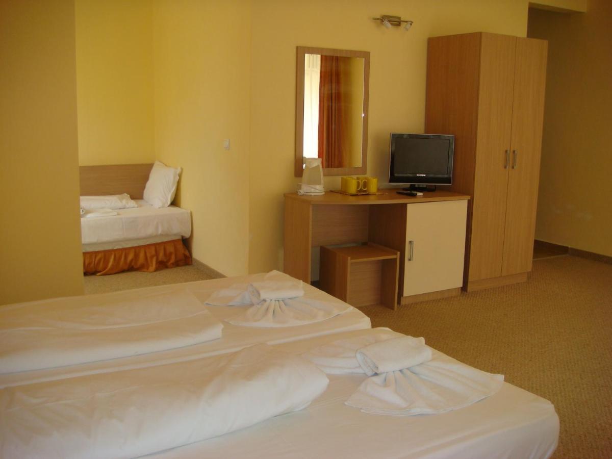 Hotel Тропикана Primorsko Exterior foto